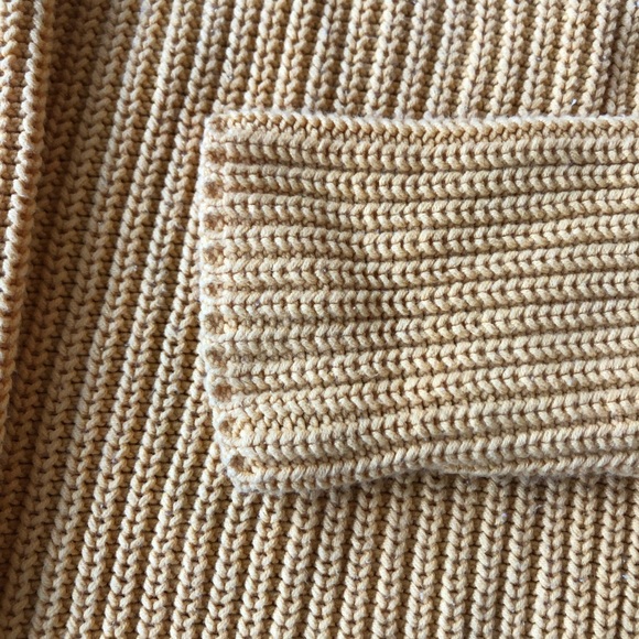 (283) Yellow Knit Turtleneck - Picture 4 of 6